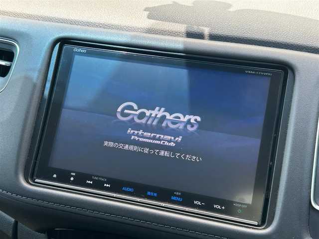 ホンダ ヴェゼル ハイブリッド 大阪府 2016(平28)年 5.2万km クリスタルブラックパール 純正ナビ /バックカメラ /フルセグTV /  ETC/BT/USB/AUX/HDMI/CD/DVD /前後ドライブレコーダー /前席シートヒーター /追従走行ありクルーズコントロール /純正フロアマット /LED /ルーフレール/純正17インチアルミホイール/レーンアシスト/衝突軽減システム/スマートキー/プッシュスタート/取扱説明書有り