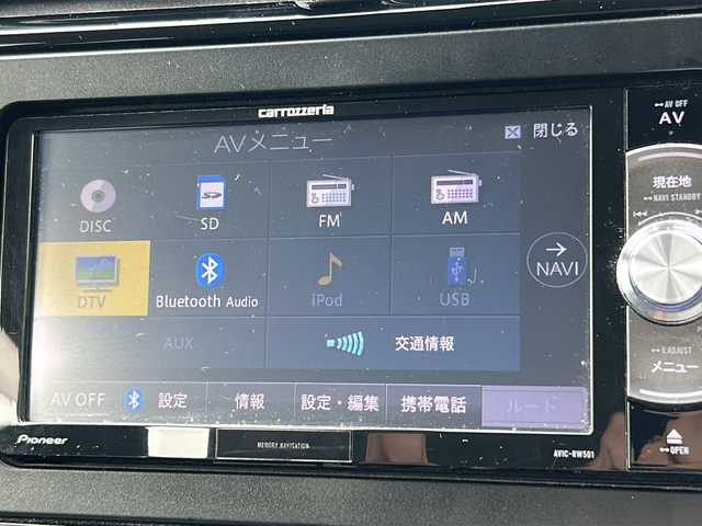 トヨタ プリウス S 福島県 2018(平30)年 6.2万km シルバーM 4WD ナビ バックカメラ ワンセグTV 横滑り防止 衝突軽減 車両逸脱警報 コーナーセンサー クルーズコントロール追従 ETC オートライト 純正LEDライト 純正マット スマートキー スペアキー