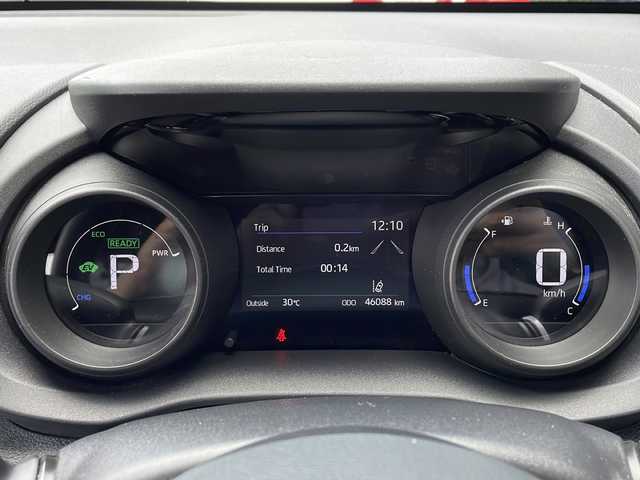 トヨタ ヤリス ハイブリッド G 広島県 2021(令3)年 4.6万km ブラック/コーラルクリスタルシャイン トヨタセーフティセンス/純正ディスプレイナビ/フルセグTV/Bluetooth/USB/バックカメラ/クリアランスソナー /LTA/LEDオートライト/オートマチックハイビーム /ステアリングスイッチ/レーダークルーズコントロール/スマートキー/スペアキー /前後ドライブレコーダー/純正フロアマット/ドアバイザー/ビルトインETC