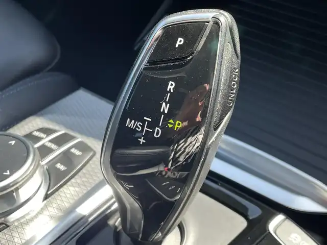 ＢＭＷ Ｘ３ xDrive20d Mスポーツ 東京都 2018(平30)年 4.8万km アルピンホワイトⅢ 純正ナビ/フルセグTV/CD/DVD再生/Bluetooth接続/全周囲モニター/ワンオーナー/スマートキー/プッシュスタート/パドルシフト/アダプティブクルーズコントロール/ETC/電動パワーシート/シートヒーター/ハーフレザーシート/パワーゲート/純正LEDヘッドライト/オートライト/オートハイビーム/ヘッドアップディスプレイ/ディスプレイキー/ワイヤレス充電