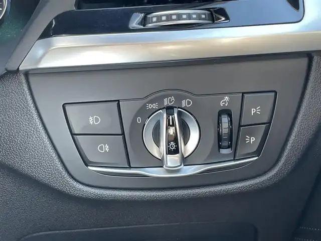 ＢＭＷ Ｘ３ xDrive20d Mスポーツ 東京都 2018(平30)年 4.8万km アルピンホワイトⅢ 純正ナビ/フルセグTV/CD/DVD再生/Bluetooth接続/全周囲モニター/ワンオーナー/スマートキー/プッシュスタート/パドルシフト/アダプティブクルーズコントロール/ETC/電動パワーシート/シートヒーター/ハーフレザーシート/パワーゲート/純正LEDヘッドライト/オートライト/オートハイビーム/ヘッドアップディスプレイ/ディスプレイキー/ワイヤレス充電