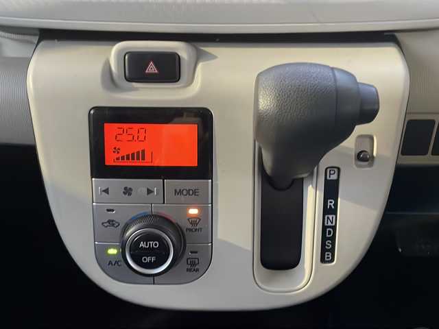 ダイハツ ムーヴ キャンバス X 道東・釧路十勝 2016(平28)年 3.7万km パールホワイトⅢ/ナチュラルベージュマイカメタリック 2トーン 4WD/純正カーオーディオ　/ＣＤ再生/横滑り防止装置/アイドリングストップ　/スマートキー　/プッシュスタート　/純正フロアマット　/社外１４インチアルミホイール/スタッドレスタイヤ積み込み/・155/65/R14/・溝5ミリ/・社外14インチアルミホイール