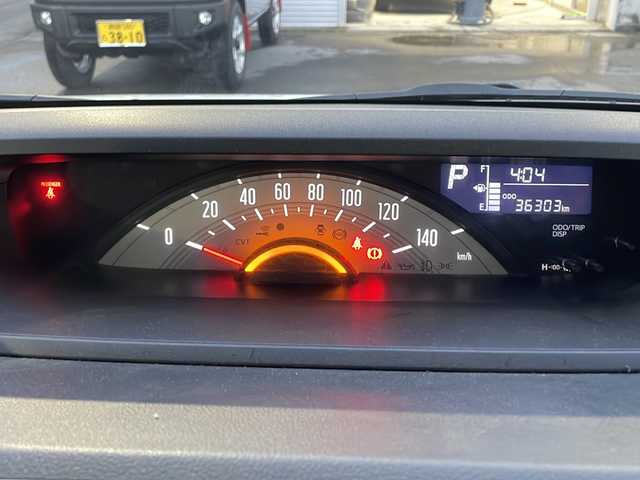 ダイハツ ムーヴ キャンバス X 道東・釧路十勝 2016(平28)年 3.7万km パールホワイトⅢ/ナチュラルベージュマイカメタリック 2トーン 4WD/純正カーオーディオ　/ＣＤ再生/横滑り防止装置/アイドリングストップ　/スマートキー　/プッシュスタート　/純正フロアマット　/社外１４インチアルミホイール/スタッドレスタイヤ積み込み/・155/65/R14/・溝5ミリ/・社外14インチアルミホイール