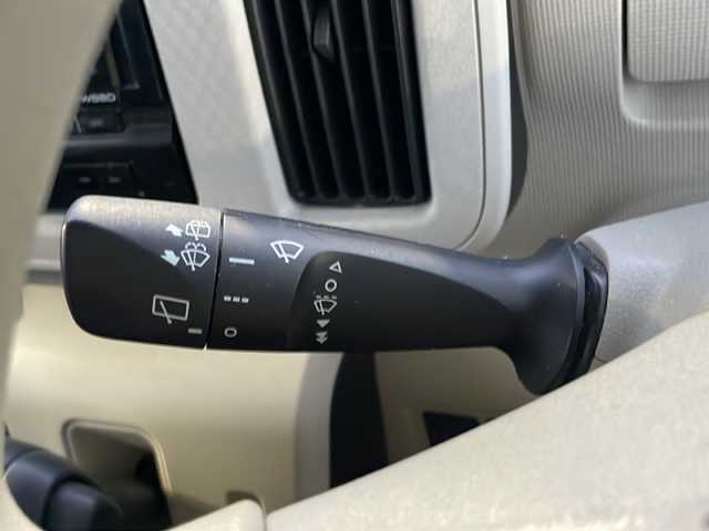 ダイハツ ムーヴ キャンバス X 道東・釧路十勝 2016(平28)年 3.7万km パールホワイトⅢ/ナチュラルベージュマイカメタリック 2トーン 4WD/純正カーオーディオ　/ＣＤ再生/横滑り防止装置/アイドリングストップ　/スマートキー　/プッシュスタート　/純正フロアマット　/社外１４インチアルミホイール/スタッドレスタイヤ積み込み/・155/65/R14/・溝5ミリ/・社外14インチアルミホイール