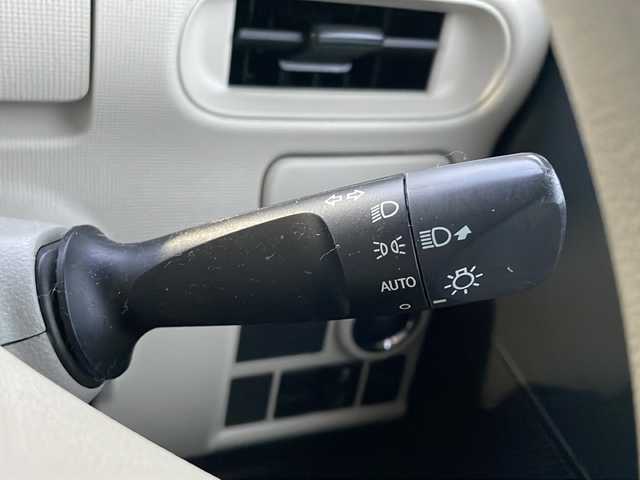 ダイハツ ムーヴ キャンバス X 道東・釧路十勝 2016(平28)年 3.7万km パールホワイトⅢ/ナチュラルベージュマイカメタリック 2トーン 4WD/純正カーオーディオ　/ＣＤ再生/横滑り防止装置/アイドリングストップ　/スマートキー　/プッシュスタート　/純正フロアマット　/社外１４インチアルミホイール/スタッドレスタイヤ積み込み/・155/65/R14/・溝5ミリ/・社外14インチアルミホイール