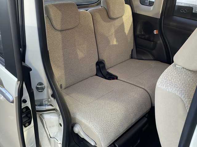 ダイハツ ムーヴ キャンバス X 道東・釧路十勝 2016(平28)年 3.7万km パールホワイトⅢ/ナチュラルベージュマイカメタリック 2トーン 4WD/純正カーオーディオ　/ＣＤ再生/横滑り防止装置/アイドリングストップ　/スマートキー　/プッシュスタート　/純正フロアマット　/社外１４インチアルミホイール/スタッドレスタイヤ積み込み/・155/65/R14/・溝5ミリ/・社外14インチアルミホイール