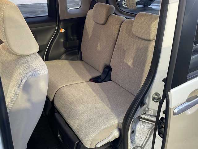 ダイハツ ムーヴ キャンバス X 道東・釧路十勝 2016(平28)年 3.7万km パールホワイトⅢ/ナチュラルベージュマイカメタリック 2トーン 4WD/純正カーオーディオ　/ＣＤ再生/横滑り防止装置/アイドリングストップ　/スマートキー　/プッシュスタート　/純正フロアマット　/社外１４インチアルミホイール/スタッドレスタイヤ積み込み/・155/65/R14/・溝5ミリ/・社外14インチアルミホイール