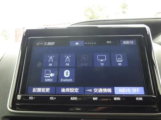 トヨタ ヴォクシー ZS 煌Ⅱ 千葉県 2019(平31)年 5.2万km ブラック 205/60R16/Toyota Safety Sense/・プリクラッシュセーフティ/・レーンディパーチャーアラート/・オートハイビーム/クルーズコントロール/両側パワースライドドア/純正SDナビ/地デジTV/【DVD/CD再生機能　Bluetooth接続】/バックカメラ/フリップダウンモニター/ドライブレコーダー（前後撮影）/革巻きステアリング/ETC/LEDヘッドライト/フォグライト/ウインカーミラー/クリアランスソナー/純正16インチアルミホイル/スマートキー