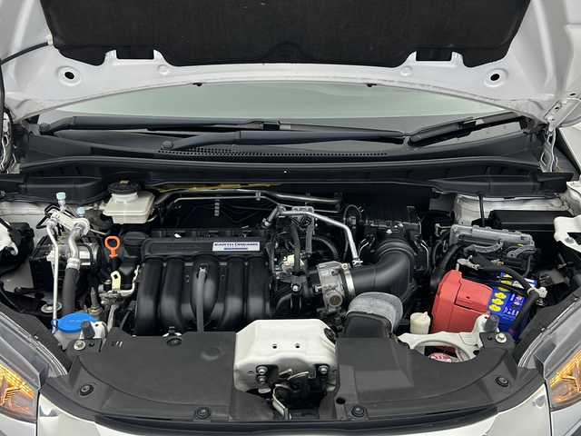ホンダ シャトル ハイブリッド Z ホンダセンシング 宮城県 2020(令2)年 3.1万km プラチナホワイトパール 純正ナビ/・BT接続/iPod接続/MT付AT/パドルシフト/純正装備品/・16インチAW/・フロアマット/・LEDヘッドライト/ホンダセンシング/・衝突軽減ブレーキ/・歩行者事故低減ステアリング/・アダプティブクルーズコントロール/・路外逸脱抑制機能/バックカメラ/ビルトインETC/革巻きステアリング