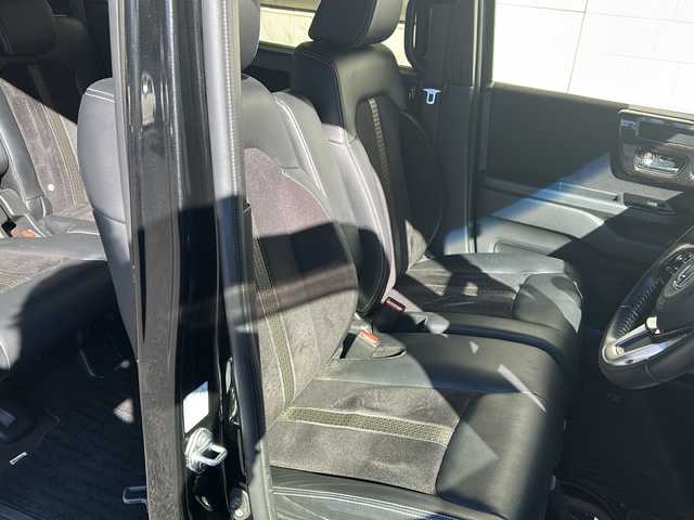 ホンダ Ｎ ＢＯＸ 埼玉県 2019(平31)年 5万km クリスタルブラックパール 純正ナビ　/(FM/AM/フルセグ/DVD/CD/SD/iPod/Bluetooth/USB)/ETC　/ドラレコ /バックカメラ/両側スライド　/プッシュスタート　/ステアリングスイッチ　/レーンキープ　/PCS　/TRC　/Pミラー　/クルコン追　/オートライト　/サンシェード　/ドアバイザー　/純正フロア　/パドルシフト　/ISOFIX　/LEDライト/スマートキー/スペアキー１本