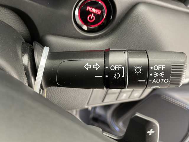 ホンダ ヴェゼル ハイブリッド e:HEV Z 長野県 2021(令3)年 2.1万km メテオロイドグレーメタリック 4WD/純正メモリナビ&フルセグTV&USB&BT/ホンダセンシング/アダプティブクルーズコントロール/レーンキープアシスト/車線逸脱警報/衝突軽減ブレーキ/ブラインドスポットインフォメーション/先行車発進告知/社外前後ドライブレコーダー/パワーバックドア/ハーフレザーシート/前席シートヒーター/ステアリングスイッチ/ステアリングヒーター/パドルシフト/全方位カメラ/ビルトインETC2.0/LEDヘッドライト/オートライト/フロントフォグランプ/電動格納ミラー/ウィンカーミラー/ドアミラーヒーター/電動ホールド/ブレーキホールド/純正18インチAW装着/純正フロアマット/社外ドアバイザー/置くだけ充電/プッシュスタート/スマートキー