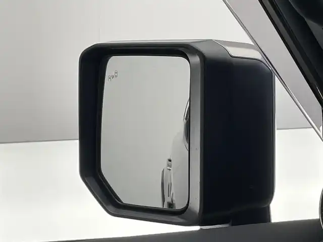 トヨタ ランドクルーザー ２５０ VX 愛知県 2024(令6)年 2.9万km アバンギャルドブロンズメタリック 純正１２．３インチディスプレイオーディオ/トヨタチームメイト　/丸目ヘッドライト　/モデリスタＰＫＧ　/シグネチャーイルミブレード　/モデリスタオーバーフェンダー　/リアバンパーステップガード/トヨタセーフティセンス/デジタルインナーミラー/アラウンドビューモニター/ムーンルーフ/ブラインドスポットモニター/HDMI/ステアリングヒーター/レーダークルーズコントロール/黒革シート/パワーシート/パワーバックドア/シートヒーター/エアシート/フルセグTV/前後ドライブレコーダー/ETC2.0/純正アルミホイール/純正フロアマット/LEDオートライト/フォグランプ/Miracast/衝突被害軽減ブレーキ