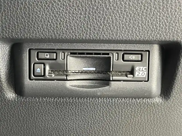 トヨタ ランドクルーザー ２５０ VX 愛知県 2024(令6)年 2.9万km アバンギャルドブロンズメタリック 純正１２．３インチディスプレイオーディオ/トヨタチームメイト　/丸目ヘッドライト　/モデリスタＰＫＧ　/シグネチャーイルミブレード　/モデリスタオーバーフェンダー　/リアバンパーステップガード/トヨタセーフティセンス/デジタルインナーミラー/アラウンドビューモニター/ムーンルーフ/ブラインドスポットモニター/HDMI/ステアリングヒーター/レーダークルーズコントロール/黒革シート/パワーシート/パワーバックドア/シートヒーター/エアシート/フルセグTV/前後ドライブレコーダー/ETC2.0/純正アルミホイール/純正フロアマット/LEDオートライト/フォグランプ/Miracast/衝突被害軽減ブレーキ