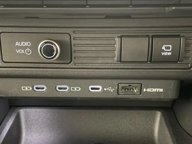 トヨタ ランドクルーザー ２５０ VX 愛知県 2024(令6)年 2.9万km アバンギャルドブロンズメタリック 純正１２．３インチディスプレイオーディオ/トヨタチームメイト　/丸目ヘッドライト　/モデリスタＰＫＧ　/シグネチャーイルミブレード　/モデリスタオーバーフェンダー　/リアバンパーステップガード/トヨタセーフティセンス/デジタルインナーミラー/アラウンドビューモニター/ムーンルーフ/ブラインドスポットモニター/HDMI/ステアリングヒーター/レーダークルーズコントロール/黒革シート/パワーシート/パワーバックドア/シートヒーター/エアシート/フルセグTV/前後ドライブレコーダー/ETC2.0/純正アルミホイール/純正フロアマット/LEDオートライト/フォグランプ/Miracast/衝突被害軽減ブレーキ