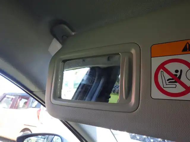 マツダ マツダ３セダン 20S プロアクティブ 千葉県 2019(令1)年 1.5万km マシーングレープレミアムM スマートブレーキサポート/ブラインドスポットモニタリング/レーンキープ・アシスト・システム/アクティブ・ドライビング・ディスプレイ/純正SDナビ/地デジTV/【DVD/CD再生機能　Bluetooth接続】/【Apple CarPlay　Android Auto対応】/バックカメラ/革巻きステアリング/ステアリングヒーター/ステアリングスイッチ/運転席パワーシート/前席シートヒーター/ETC/LEDヘッドライト/ウインカーミラー/コーナーセンサー/純正18インチアルミホイル/サイド/カーテンエアバッグ/アドバンストキーレスエントリー