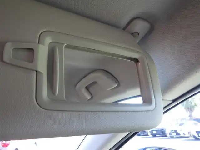 マツダ マツダ３セダン 20S プロアクティブ 千葉県 2019(令1)年 1.5万km マシーングレープレミアムM スマートブレーキサポート/ブラインドスポットモニタリング/レーンキープ・アシスト・システム/アクティブ・ドライビング・ディスプレイ/純正SDナビ/地デジTV/【DVD/CD再生機能　Bluetooth接続】/【Apple CarPlay　Android Auto対応】/バックカメラ/革巻きステアリング/ステアリングヒーター/ステアリングスイッチ/運転席パワーシート/前席シートヒーター/ETC/LEDヘッドライト/ウインカーミラー/コーナーセンサー/純正18インチアルミホイル/サイド/カーテンエアバッグ/アドバンストキーレスエントリー