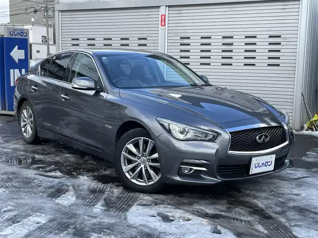 日産 スカイライン ハイブリッド 350GT FOUR 道央・札幌 2014(平26)年 12.1万km ダークメタルグレー (株)IDOMが運営する【じしゃロン札幌豊平店】の自社ローン対象車両になります。こちらは現金ご利用時の価格です。/自社ローンご希望の方は別途その旨お申付け下さい。/プッシュスタート/ハーフレザーシート/前席パワーシート/純正ナビ・フルセグTV/バックカメラ/ETC