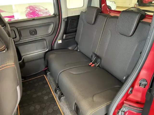 スズキ スペーシア ギア HYBRID XZ 埼玉県 2019(平31)年 4.9万km フェニックスレッドパール/ガンメタリック2トーンルーフ 衝突軽減システム/8インチナビ/　　CD/DVD/BT/フルセグTV/バックカメラ/両側パワースライドドア/LEDヘッドライト/オートマチックハイビーム/シートヒーター/ルーフレール/ドライブレコーダー/ステアリングスイッチ/プッシュスタート/ETC/禁煙車