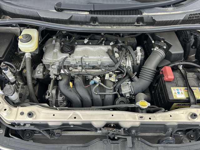 トヨタ ヴォクシー X Lエディション 宮城県 2010(平22)年 6.4万km シルキーゴールドマイカメタリック 社外ナビ/バックカメラ/ETC/片側パワースライドドア/スタッドレスタイヤ積込/LEDヘッドライト
