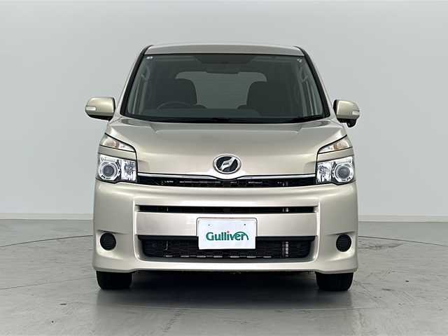 トヨタ ヴォクシー X Lエディション 宮城県 2010(平22)年 6.4万km シルキーゴールドマイカメタリック 社外ナビ/バックカメラ/ETC/片側パワースライドドア/スタッドレスタイヤ積込/LEDヘッドライト