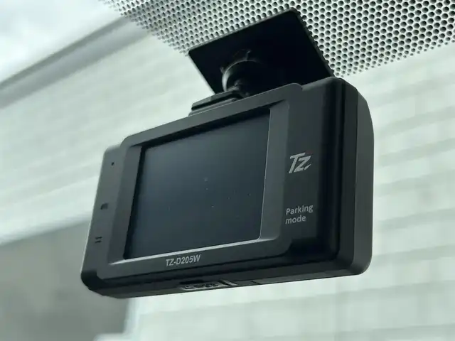トヨタ シエンタ G クエロ 福岡県 2020(令2)年 3.5万km ホワイトパールクリスタルシャイン 純正７型SDナビ(フルセグTV/CD/DVD/BT)全方位モニタートヨタセーフティーコーナーセンサー両側電動ドラレコETC純正LEDヘッドライト純正フロアマットUSBポートプッシュスタートスマートキーバックカメラ