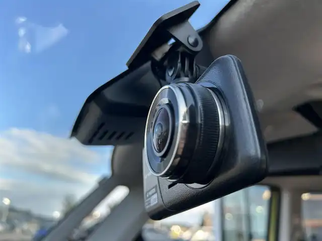 ダイハツ トール カスタムG SAⅡ 栃木県 2018(平30)年 7.1万km 緑 エマージェンシーブレーキ/kenwood社外ナビ/ワンセグテレビ/アラウンドビューモニター/ETC/アイドリングストップ/スマートキー/LEDオートライト/純正アルミホイール/コーナーセンサー/プッシュスタート/ドアバイザー/横滑り防止装置/スタッドレスタイヤ