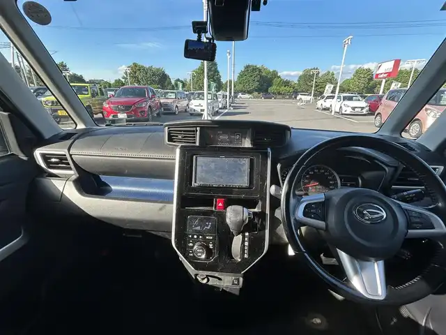 ダイハツ トール カスタムG SAⅡ 栃木県 2018(平30)年 7.1万km 緑 エマージェンシーブレーキ/kenwood社外ナビ/ワンセグテレビ/アラウンドビューモニター/ETC/アイドリングストップ/スマートキー/LEDオートライト/純正アルミホイール/コーナーセンサー/プッシュスタート/ドアバイザー/横滑り防止装置/スタッドレスタイヤ