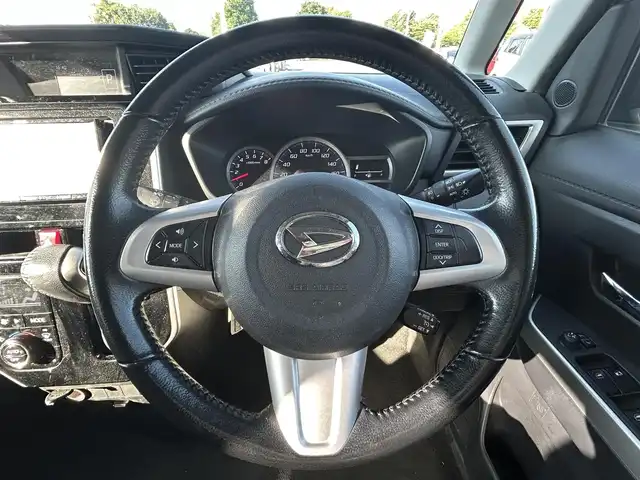 ダイハツ トール カスタムG SAⅡ 栃木県 2018(平30)年 7.1万km 緑 エマージェンシーブレーキ/kenwood社外ナビ/ワンセグテレビ/アラウンドビューモニター/ETC/アイドリングストップ/スマートキー/LEDオートライト/純正アルミホイール/コーナーセンサー/プッシュスタート/ドアバイザー/横滑り防止装置/スタッドレスタイヤ