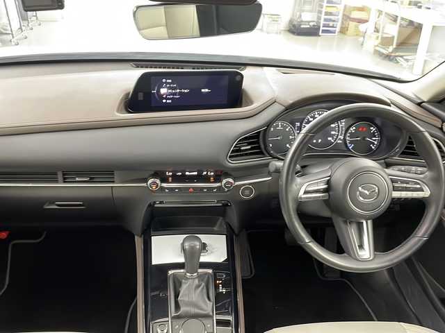 マツダ ＣＸ－３０ XD Lパッケージ 道央・札幌 2021(令3)年 1.4万km スノーフレイクホワイトパールマイカ ・4WD/ディーゼルターボ/・i-ACTIVSENSE/・衝突被害軽減ブレーキ/・レーダークルーズコントロール/・セーフティパッケージ/・純正ナビ　BOSEサウンド/・DVD.CD.SD.Bluetooth/・フルセグTV/全方位カメラ/・アクティブドライビングディスプレイ/・パワーバックドア /・LEDライト/オートハイビーム/・ホワイトレザーシート/・D.N席パワーシート/シートヒーター/・パドルシフト/・コーナーセンサー/・ETC