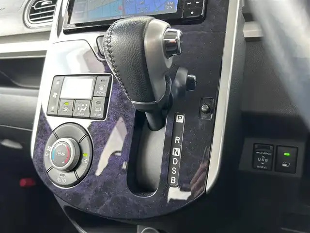 ダイハツ タント カスタム RS トップED SA Ⅲ 新潟県 2018(平30)年 2.2万km ナイトシャドーパープルクリスタルM 純正ナビ【BT/フルセグTV/FM・AM】/ワンオーナー/アイドリングストップ/衝突軽減/バックカメラ/ハーフレザーシート/D席シートヒーター/両側パワースライドドア/コーナーセンサー/ドライブレコーダー/ETC/革巻きステアリング/ステアリングスイッチ/後席窓シェード/純正アルミホイール/純正フロアマット/オートライト/LEDヘッドライト/フォグランプ/横滑り防止/プッシュスタート/スマートキー