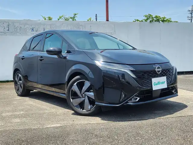 日産 オーラ G レザーエディション 山形県 2022(令4)年 3.3万km 黒 〇ワンオーナー/〇純正ナビ/〇フルセグTV/〇バックカメラ/〇アラウンドビューモニター/〇ビルトインETC2.0/〇BOSEサウンドシステム/〇全方位運転支援システム/〇レーダークルーズコントロール/〇プロパイロット/〇スマートデジタルルームミラー/〇置くだけ充電/〇LEDヘッドランプ/〇オートライト/〇フォグランプ/〇純正17インチアルミ/〇革巻きステアリング/〇ステアリングヒーター/〇オートエアコン/〇革シート/〇シートヒーター/〇インテリジェントキー/〇禁煙車