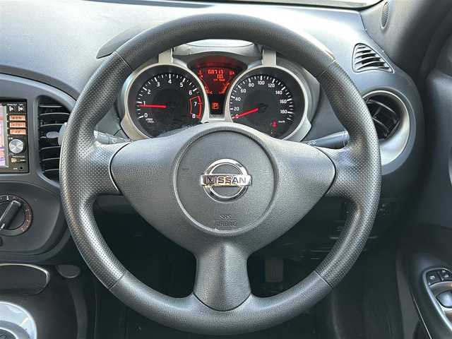 日産 ジューク 15RS タイプV 宮城県 2014(平26)年 6.9万km ブリリアントホワイトパール 純正ディーラーオプションナビ/フルセグTV/FM・AM/CD・DVD/SD/Bluetooth/ipod/USB//HDMI/AUX/BLONKS製アルミホイール16インチ/KENWOOD製ドラレコ前/純正フロアマット/ETC/バックカメラ/横滑り防止/リモコンキー/ハロゲンランプ