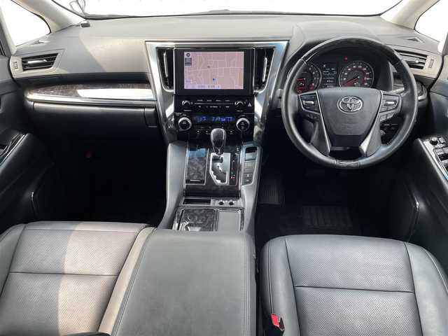 トヨタ アルファード S Cパッケージ 福岡県 2020(令2)年 2.4万km ホワイトパールクリスタルシャイン モデリスタエアロ/マフラー/ツインムーンルーフ/純正12.1インチフリップダウンモニター/メーカー純正９インチディスプレイオーディオナビ/フルセグTV/CD/DVD/BT/AM/FM/applecarplay/androidauto/バックカメラ/黒革シート/シートメモリー/前席パワーシート/前席シートヒーター/ベンチレーション/ステアリングヒーター/ＰＣＳ/PKSB/LTA/レーダークルーズコントロール/クリアランスソナー/両側パワースライドドア/パワーバックドア/デジタルインナーミラー/スマートキー/プッシュスタート/電動パーキング/ブレーキホールド/三眼LED/LEDフォグ/ビルトインETC2.0/AC100V/オットマン/純正アルミ