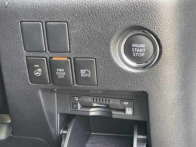 トヨタ アルファード S Cパッケージ 福岡県 2020(令2)年 2.4万km ホワイトパールクリスタルシャイン モデリスタエアロ/マフラー/ツインムーンルーフ/純正12.1インチフリップダウンモニター/メーカー純正９インチディスプレイオーディオナビ/フルセグTV/CD/DVD/BT/AM/FM/applecarplay/androidauto/バックカメラ/黒革シート/シートメモリー/前席パワーシート/前席シートヒーター/ベンチレーション/ステアリングヒーター/ＰＣＳ/PKSB/LTA/レーダークルーズコントロール/クリアランスソナー/両側パワースライドドア/パワーバックドア/デジタルインナーミラー/スマートキー/プッシュスタート/電動パーキング/ブレーキホールド/三眼LED/LEDフォグ/ビルトインETC2.0/AC100V/オットマン/純正アルミ