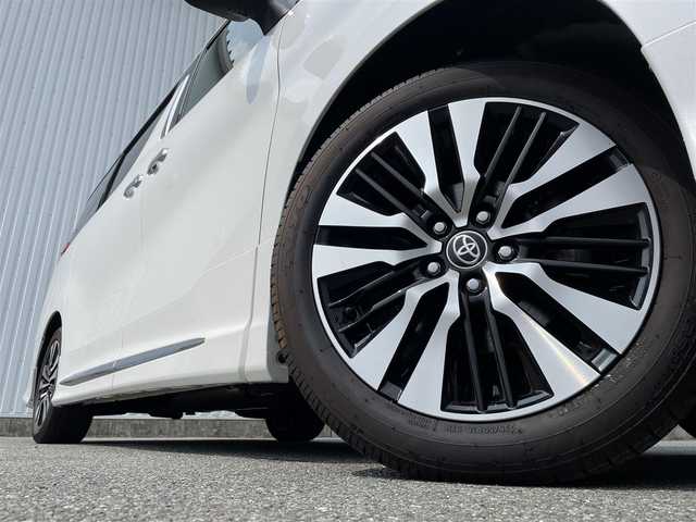トヨタ アルファード S Cパッケージ 福岡県 2020(令2)年 2.4万km ホワイトパールクリスタルシャイン モデリスタエアロ/マフラー/ツインムーンルーフ/純正12.1インチフリップダウンモニター/メーカー純正９インチディスプレイオーディオナビ/フルセグTV/CD/DVD/BT/AM/FM/applecarplay/androidauto/バックカメラ/黒革シート/シートメモリー/前席パワーシート/前席シートヒーター/ベンチレーション/ステアリングヒーター/ＰＣＳ/PKSB/LTA/レーダークルーズコントロール/クリアランスソナー/両側パワースライドドア/パワーバックドア/デジタルインナーミラー/スマートキー/プッシュスタート/電動パーキング/ブレーキホールド/三眼LED/LEDフォグ/ビルトインETC2.0/AC100V/オットマン/純正アルミ