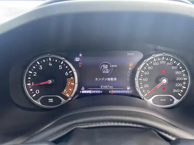 クライスラー・ジープ ジープ レネゲード リミテッド 福岡県 2020(令2)年 3.2万km グレー ・アダプティブクルーズコントロール/・メモリーナビ/USB/Bluetooth/AUX/AppleCarPlay/・バックカメラ/・黒革シート/シートヒーター/・フルセグ/・社外ETC/・純正17AW/・プッシュスタート/・スマートキー/・スペアキー/・フルフラットシート/・レーンキープアシスト/・オートライト/・LEDライト/・保証書/・取扱説明書/・記録簿