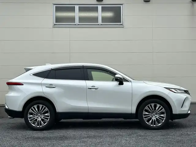 トヨタ ハリアー ハイブリッド Z レザーパッケージ 茨城県 2020(令2)年 7.4万km ホワイトパールクリスタルシャイン 純正ナビ/全周囲カメラ/フルセグTV/ドライブレコーダー/コーナーセンサー前後/レーンアシスト/電動リアゲート/パワーシートD＋N席/エアーシート/シートヒーター/純正フロアマット/純正LEDヘッドライト/HUD/ETC2.0