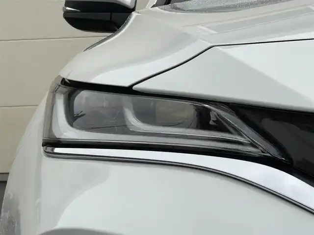 トヨタ ハリアー ハイブリッド Z レザーパッケージ 茨城県 2020(令2)年 7.4万km ホワイトパールクリスタルシャイン 純正ナビ/全周囲カメラ/フルセグTV/ドライブレコーダー/コーナーセンサー前後/レーンアシスト/電動リアゲート/パワーシートD＋N席/エアーシート/シートヒーター/純正フロアマット/純正LEDヘッドライト/HUD/ETC2.0