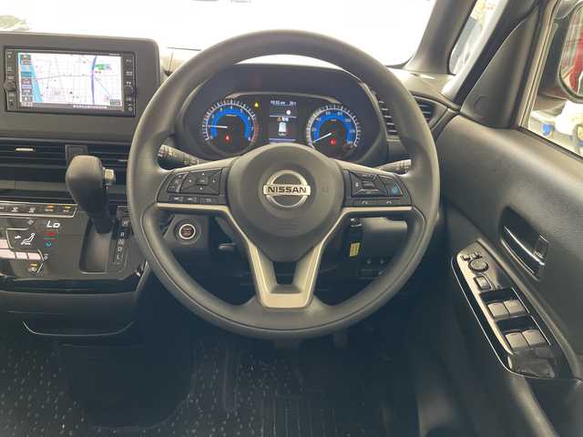 日産 ルークス HWS X プロパイロットED 愛知県 2020(令2)年 2.5万km スパークリングレッド/ブラック プロパイロット/純正ナビ/全方位カメラ/両側パワースライドドア/クルーズコントロール/イージーオープン機能/コーナーセンサー/純正アルミホイール/LEDヘッドライト/レーンキープアシスト/ドライブレコーダー/衝突軽減システム/フルセグ/CD/Bluetooth/ステアリングスイッチ/スマートキー/プッシュスタート