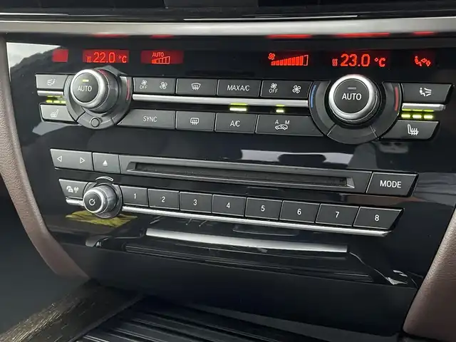 ＢＭＷ Ｘ５ xDrive 35d Mスポーツ 三重県 2017(平29)年 2.6万km サファイアブラックP ＡＣＣ/パノラマサンルーフ/ハーマンカードン/ブラウンレザー/純正ナビ/全方位カメラ/地デジ/純正２０インチＡＷ/イージークローズドア/アダプティブサスペンション/インテリジェントセーフティ/ＬＥＤ