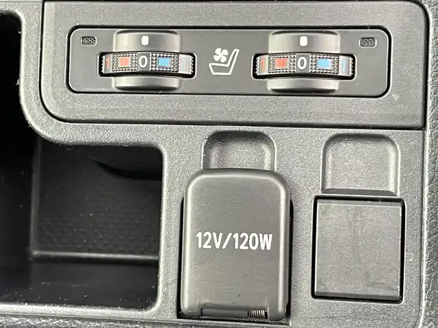 トヨタ ランドクルーザー プラド TX Lパッケージ マットブラED 千葉県 2023(令5)年 3.1万km アバンギャルドブロンズメタリック トヨタセーフティセンス/・プリクラッシュセーフティ/・レーンディパーチャーアラート/・ロードサインアシスト/・先行車発進告知/純正9インチSDナビ/CD MSV BT フルセグ/全方位カメラ/レーダークルーズコントロール/LEDオートライト/レザーシート/シートエアコン/パワーシート/純正18インチアルミホイール/革巻きステアリング/ステアリングスイッチ/プッシュスタート/スマートキー/ETC2.0