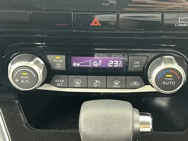 日産 セレナ ハイウェイスター V 愛知県 2020(令2)年 2.1万km ブリリアントホワイトパール 禁煙車/純正7インチナビ/（CD/DVD/Bluetooth/フルセグTV/USB)/全方位カメラ/フリップダウンモニター/衝突軽減ブレーキ/レーンキープアシスト/オートマチックハイビーム/クルーズコントロール/ブラインドスポットモニター/ETC/ドライブレコーダー/両側パワースライドドア/アイドリングストップ/純正16インチアルミホイール/スマートキー/スペアキー1本/プッシュスタート/LEDヘッドライト/フロントフォグランプ/純正フロアマット/横滑り防止装置