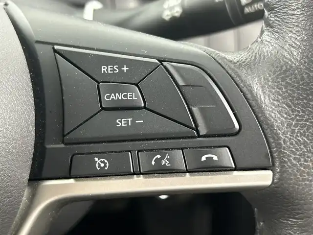 日産 セレナ ハイウェイスター V 愛知県 2020(令2)年 2.1万km ブリリアントホワイトパール 禁煙車/純正7インチナビ/（CD/DVD/Bluetooth/フルセグTV/USB)/全方位カメラ/フリップダウンモニター/衝突軽減ブレーキ/レーンキープアシスト/オートマチックハイビーム/クルーズコントロール/ブラインドスポットモニター/ETC/ドライブレコーダー/両側パワースライドドア/アイドリングストップ/純正16インチアルミホイール/スマートキー/スペアキー1本/プッシュスタート/LEDヘッドライト/フロントフォグランプ/純正フロアマット/横滑り防止装置