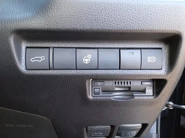 トヨタ ＲＡＶ４ アドベンチャー オフロードPKG 福井県 2020(令2)年 8.1万km アティチュードブラックマイカ 4WD/純正9インチディスプレイオーディオ/・（フルセグTV/USB/Bluetooth）/バックカメラ/レザーシート/トヨタセーフティセンス/レーダークルーズコントロール/ブラインドスポットモニター/シートヒーター/エアシート/ステアリングヒーター/パワーバックドア/全方位ドライブレコーダー/ETC/シートベンチレーション/オートLEDライト/オートマチックハイビーム/純正18インチAW/純正フロアマット/スマートキー