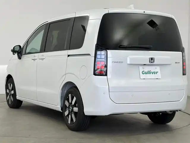 ホンダ フリード ハイブリット e:HEV AIR EX 愛知県 2025(令7)年 0.1千km プラチナホワイトパール 登録済未使用車/純正ナビ/バックカメラ/両側パワースライドドア/ブラインドスポットモニター/純正15インチアルミホイール/衝突軽減ブレーキ/アダプティブクルーズコントロール/路外逸脱抑制機能/パーキングセンサー/オートハイビーム/フルセグTV/LEDヘッドライト/シートヒーター/ハーフレザーシート/スマートキー/プッシュスタート/電動格納ミラー/Bluetooth