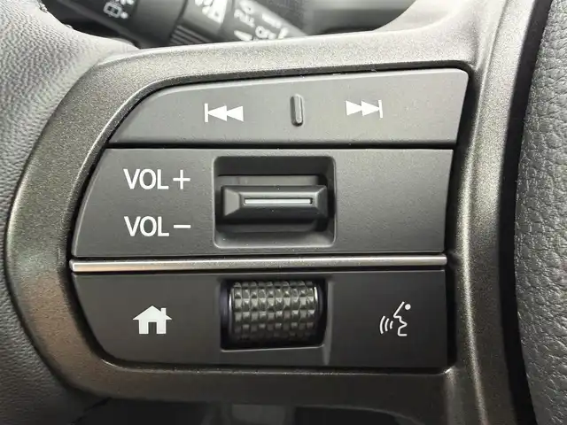 ホンダ フリード ハイブリット e:HEV AIR EX 愛知県 2025(令7)年 0.1千km プラチナホワイトパール 登録済未使用車/純正ナビ/バックカメラ/両側パワースライドドア/ブラインドスポットモニター/純正15インチアルミホイール/衝突軽減ブレーキ/アダプティブクルーズコントロール/路外逸脱抑制機能/パーキングセンサー/オートハイビーム/フルセグTV/LEDヘッドライト/シートヒーター/ハーフレザーシート/スマートキー/プッシュスタート/電動格納ミラー/Bluetooth