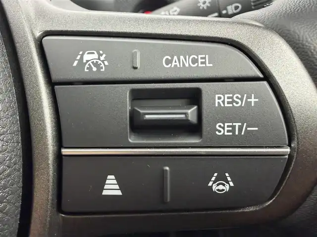 ホンダ フリード ハイブリット e:HEV AIR EX 愛知県 2025(令7)年 0.1千km プラチナホワイトパール 登録済未使用車/純正ナビ/バックカメラ/両側パワースライドドア/ブラインドスポットモニター/純正15インチアルミホイール/衝突軽減ブレーキ/アダプティブクルーズコントロール/路外逸脱抑制機能/パーキングセンサー/オートハイビーム/フルセグTV/LEDヘッドライト/シートヒーター/ハーフレザーシート/スマートキー/プッシュスタート/電動格納ミラー/Bluetooth