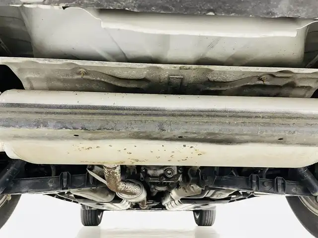 日産 エクストレイル ハイブリッド 20X ブラック エクストリーマーX ブレーキ 福島県 2015(平27)年 8.8万km ブリリアントホワイトパール 安全支援機能/・ふらつき警報/・進入禁止警報/・駐車支援/・車線逸脱/・後側方車両検知/・エマージェンシーブレーキ/純正ナビ/・全周囲カメラ /・バックカメラ/・フルセグTV/・ビルトインETC /・ステアリングスイッチ/・FM/AM/・Bluetooth接続/・AUX/・USB/前後ドライブレコーダー /純正デジタルインナーミラー /クルーズコントロール/パワーバックドア/シートヒーター（D＋N）/純正オーテックアルミホイール /純正フロアマット/オートライト/LEDヘッドライト/フォグランプ/アイドリングストップ/プッシュスタート/スマートキー/スペアキー