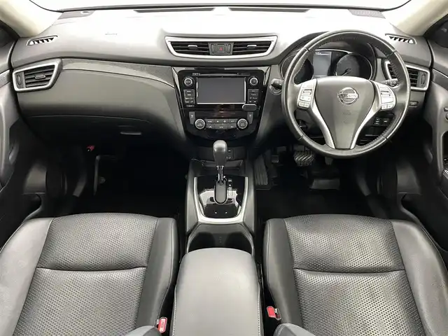 日産 エクストレイル ハイブリッド 20X ブラック エクストリーマーX ブレーキ 福島県 2015(平27)年 8.8万km ブリリアントホワイトパール 安全支援機能/・ふらつき警報/・進入禁止警報/・駐車支援/・車線逸脱/・後側方車両検知/・エマージェンシーブレーキ/純正ナビ/・全周囲カメラ /・バックカメラ/・フルセグTV/・ビルトインETC /・ステアリングスイッチ/・FM/AM/・Bluetooth接続/・AUX/・USB/前後ドライブレコーダー /純正デジタルインナーミラー /クルーズコントロール/パワーバックドア/シートヒーター（D＋N）/純正オーテックアルミホイール /純正フロアマット/オートライト/LEDヘッドライト/フォグランプ/アイドリングストップ/プッシュスタート/スマートキー/スペアキー