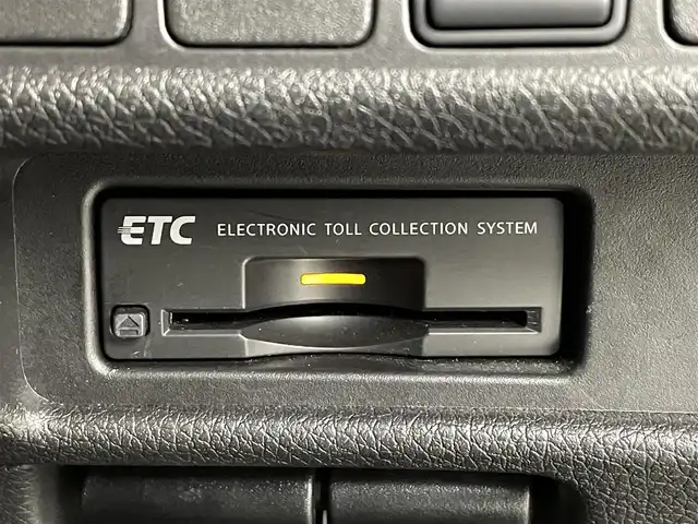 日産 エクストレイル ハイブリッド 20X ブラック エクストリーマーX ブレーキ 福島県 2015(平27)年 8.8万km ブリリアントホワイトパール 安全支援機能/・ふらつき警報/・進入禁止警報/・駐車支援/・車線逸脱/・後側方車両検知/・エマージェンシーブレーキ/純正ナビ/・全周囲カメラ /・バックカメラ/・フルセグTV/・ビルトインETC /・ステアリングスイッチ/・FM/AM/・Bluetooth接続/・AUX/・USB/前後ドライブレコーダー /純正デジタルインナーミラー /クルーズコントロール/パワーバックドア/シートヒーター（D＋N）/純正オーテックアルミホイール /純正フロアマット/オートライト/LEDヘッドライト/フォグランプ/アイドリングストップ/プッシュスタート/スマートキー/スペアキー